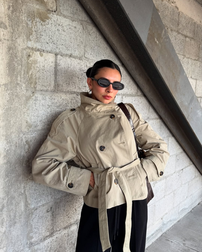 KLARV | Short Trench Coat