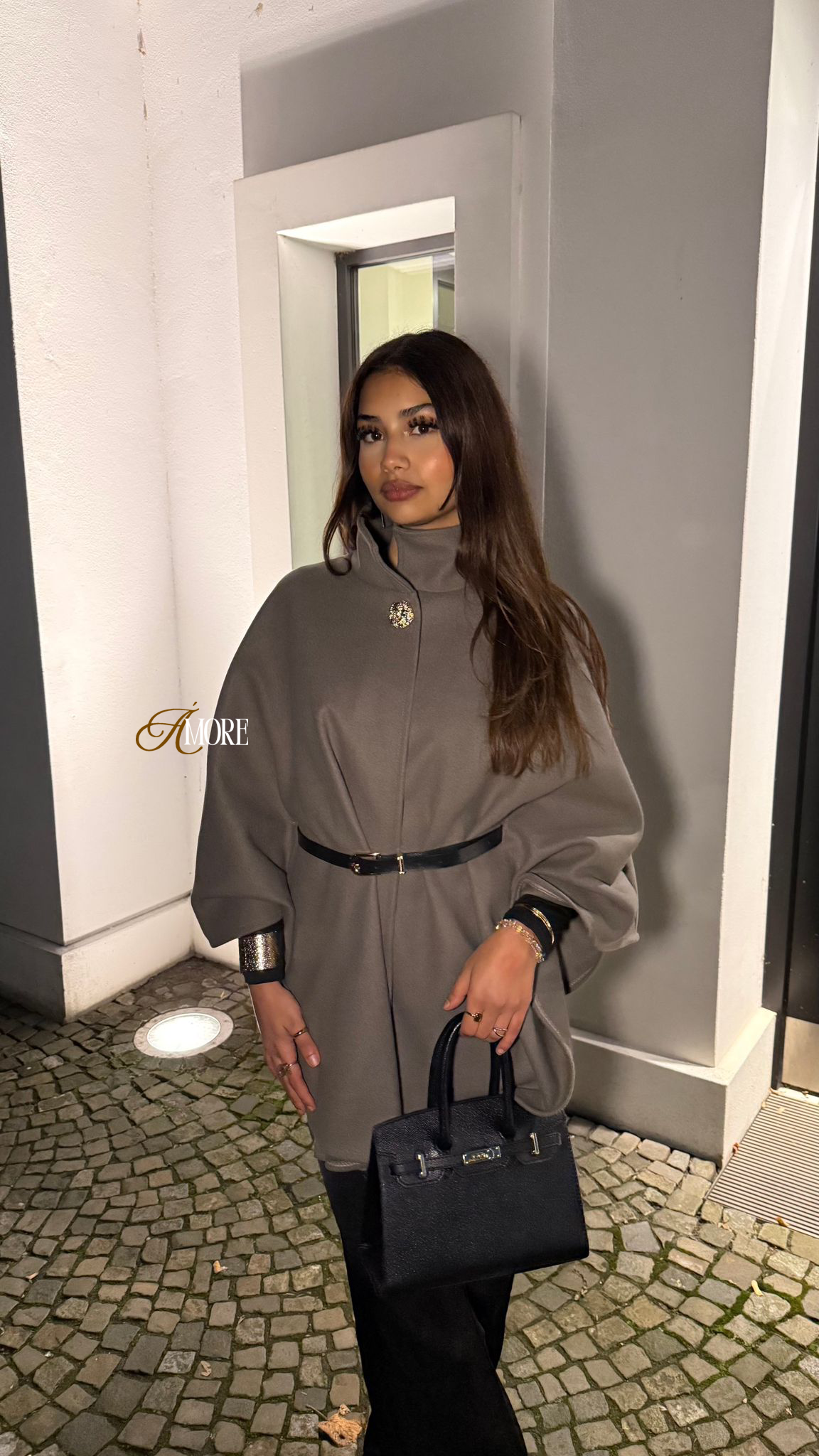 Amour PONCHO Wool Cape