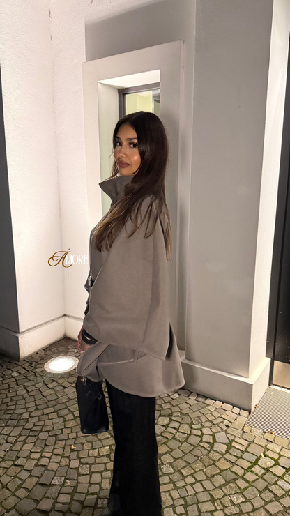 Amour PONCHO Wool Cape